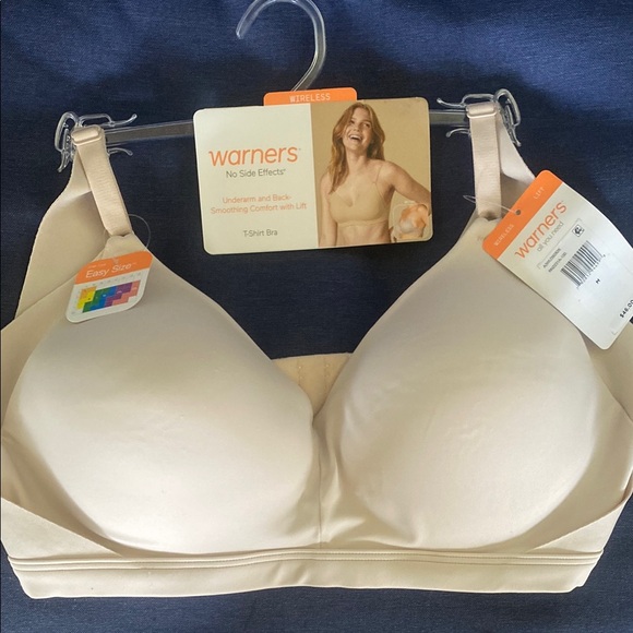 Warner's Cream Full Coverage Bra with Molded Cups - Picture 1 of 3